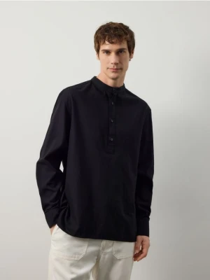 Reserved - Koszula regular z bawełny egipskiej - czarny