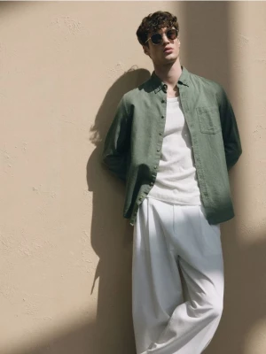 Reserved - Koszula regular z dodatkiem lnu - zielony