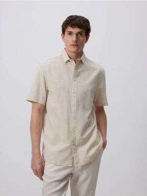 Reserved - Koszula regular z lnem - beżowy