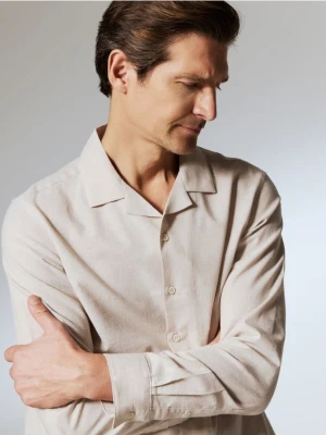 Reserved - Koszula regular z lnem - beżowy