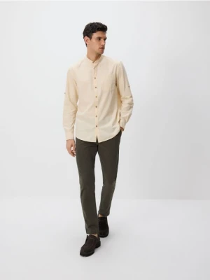 Reserved - Koszula regular ze stójką - kremowy