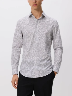 Reserved - Koszula slim fit w drobny wzór - brązowy