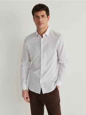 Reserved - Koszula slim fit w paski - biały