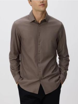 Reserved - Koszula slim fit z bawełną - beżowy