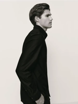 Reserved - Koszula slim fit z bawełną - czarny