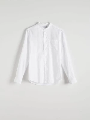 Reserved - Koszula slim fit z kieszonką - biały