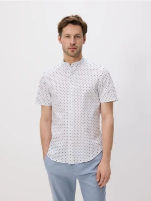 Reserved - Koszula slim fit ze stójką - jasnoniebieski