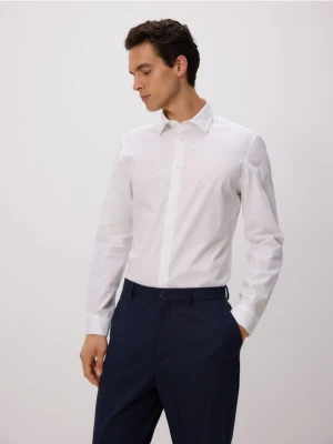 Reserved - Koszula slim z bawełny egipskiej - biały