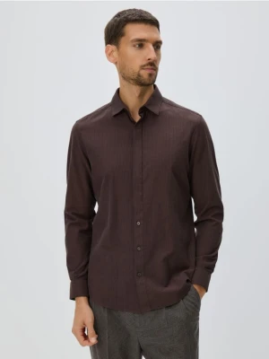 Reserved - Koszula slim z bawełny egipskiej - brązowy