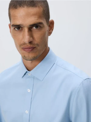 Reserved - Koszula slim z bawełny egipskiej - jasnoniebieski