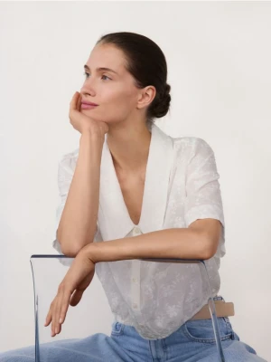 Reserved - Koszula z haftowanym wzorem - biały