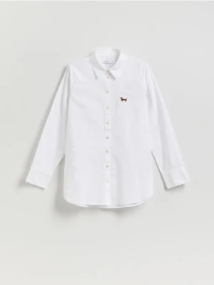 Reserved - Koszula z minimalistycznym haftem - biały