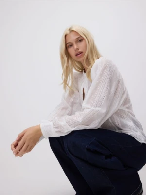 Reserved - Koszula z ozdobnym haftem - biały