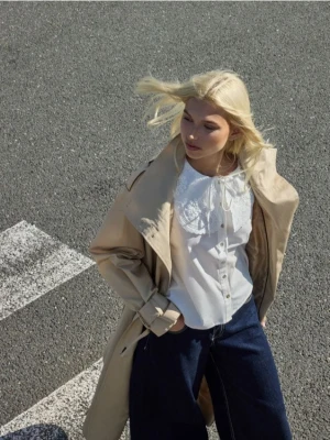 Reserved - Koszula z ozdobnym kołnierzem - biały