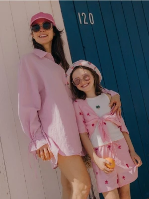 Reserved - Koszula z wiązaniami przy mankietach - różowy