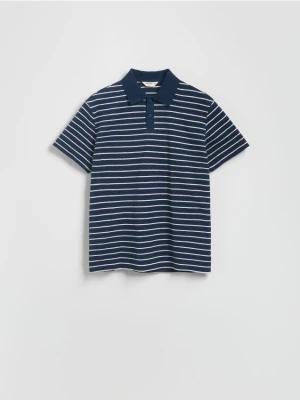 Reserved - Koszulka polo comfort w paski - granatowy