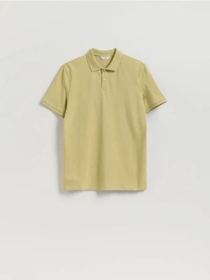 Reserved - Koszulka polo regular fit - musztardowy