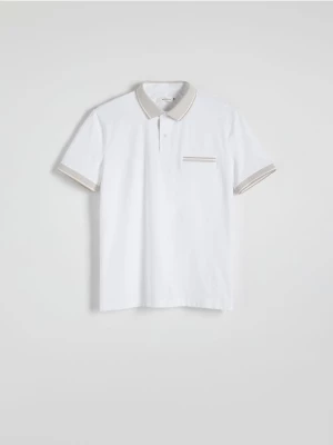 Reserved - Koszulka polo regular z lamówką - biały
