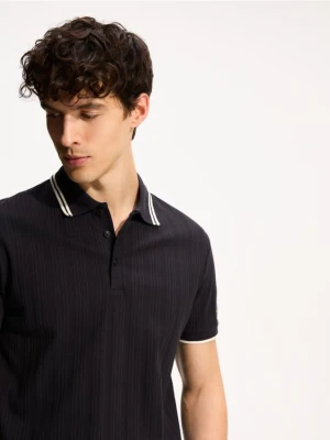 Reserved - Koszulka polo slim z lamówką - czarny