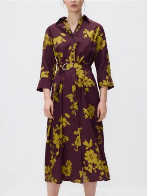 Reserved - Koszulowa sukienka midi z paskiem - wielobarwny