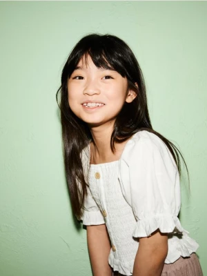 Reserved - Krótka bluzka hiszpanka - złamana biel