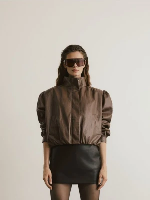 Reserved - Krótka kurtka ze stójką - brązowy