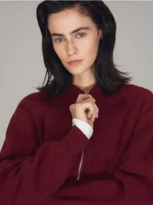 Reserved - Krótki kardigan z suwakiem - bordowy