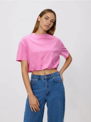 Reserved - Krótki t-shirt z marszczeniem - różowy