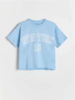 Reserved - Krótki t-shirt z nadrukiem - jasnoniebieski