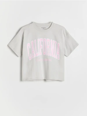 Reserved - Krótki t-shirt z nadrukiem - jasnoszary