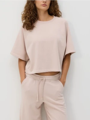 Reserved - Krótki t-shirt z raglanowymi rękawami - pastelowy róż