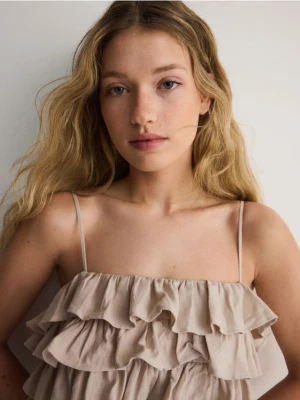 Reserved - Krótki top z falbanami - kremowy