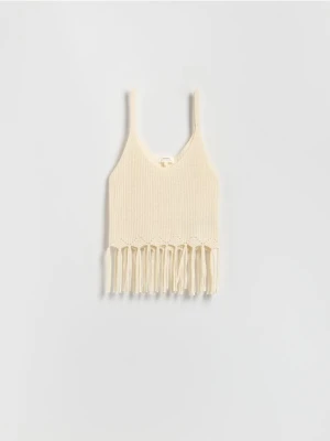 Reserved - Krótki top z frędzlami - złamana biel