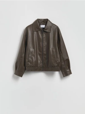 Reserved - Kurtka bomberka z kołnierzykiem - ciemnobrązowy