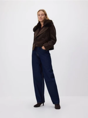 Reserved - Kurtka z futrzanym kołnierzem - ciemnobrązowy