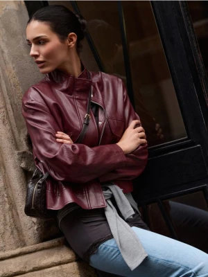 Reserved - Kurtka z imitacji skóry - burgundowy