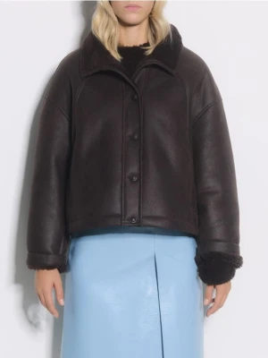 Reserved - Kurtka z kożuchem - ciemnobrązowy