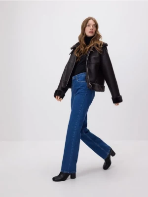 Reserved - Kurtka z kożuchem - ciemnobrązowy