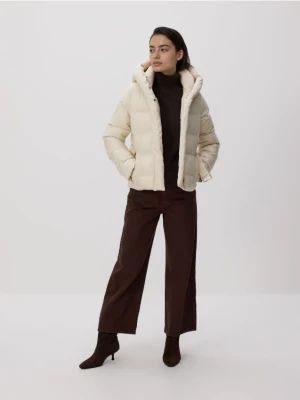 Reserved - Kurtka z paskiem - kremowy