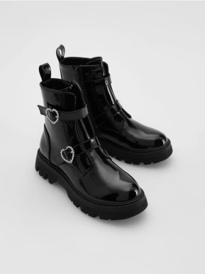 Reserved - Lakierowane botki z paskami - czarny