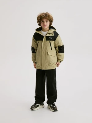 Reserved - Lekka kurtka z kapturem - oliwkowy