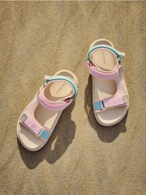 Reserved - Lekkie sandały na rzep - wielobarwny