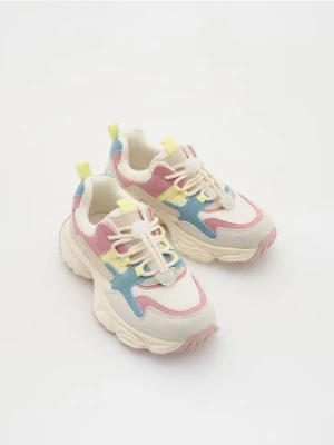 Reserved - Lekkie sneakersy - beżowy