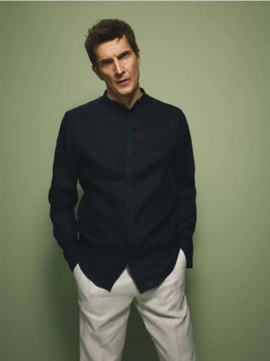 Reserved - Lniana koszula regular fit - czarny