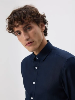 Reserved - Lniana koszula regular fit - granatowy