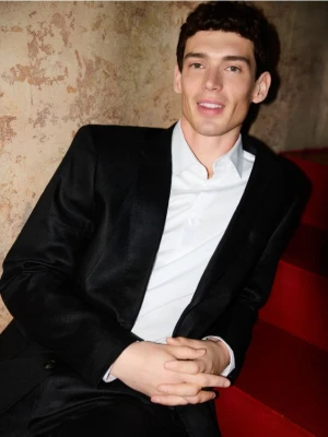 Reserved - Lniana marynarka slim fit - czarny