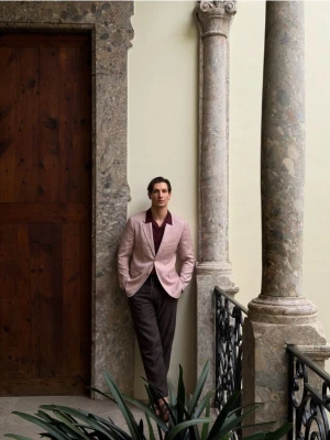 Reserved - Lniane spodnie chino straight - ciemnobrązowy