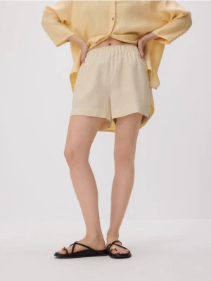 Reserved - Lniane szorty - jasnożółty