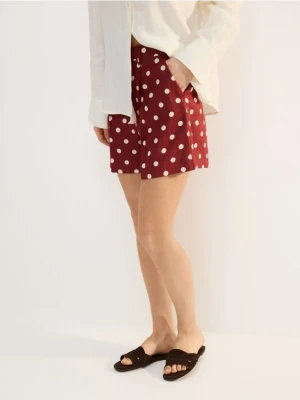 Reserved - Lniane szorty w groszki - wielobarwny