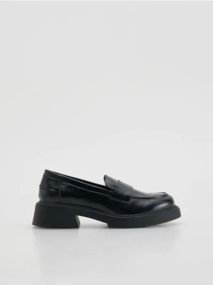 Reserved - Loafersy na obcasie - czarny